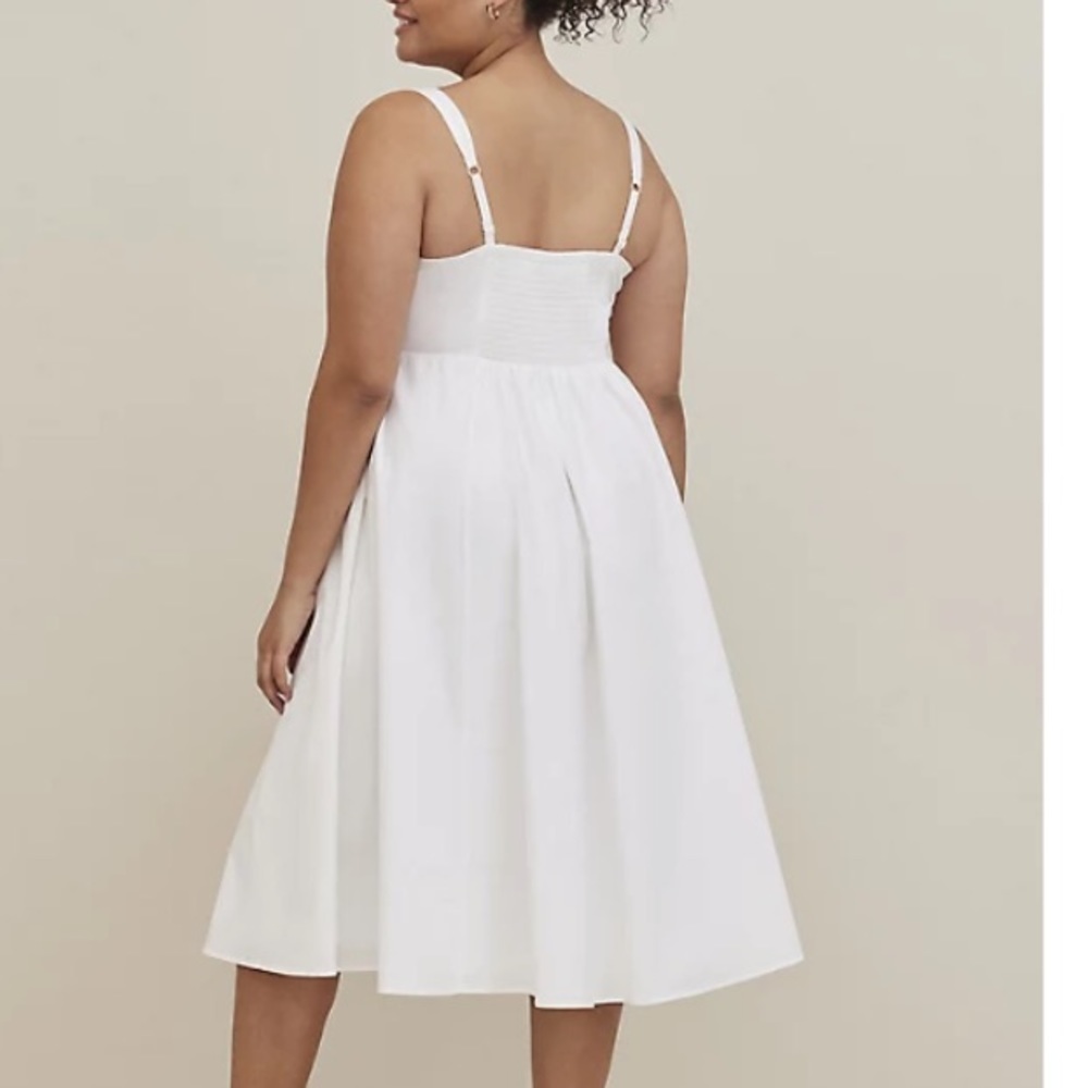 TORRID NWT SWEETHEART NECK SKATER DRESS - POPLIN WHITE - Picture 4 of 5